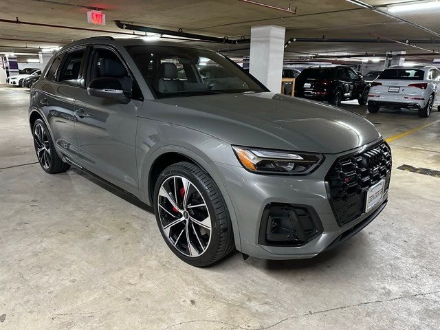 2024 Audi SQ5 Premium Plus