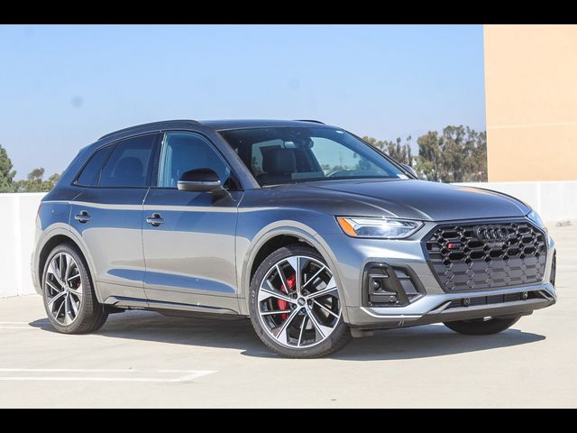 2024 Audi SQ5 Premium Plus