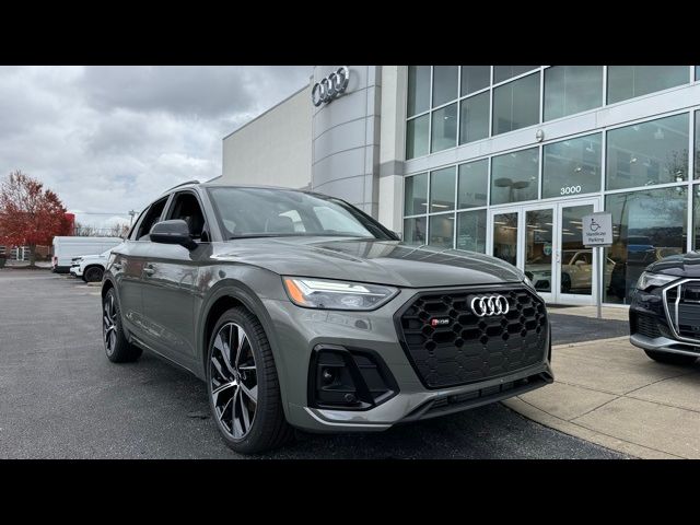 2024 Audi SQ5 Premium Plus