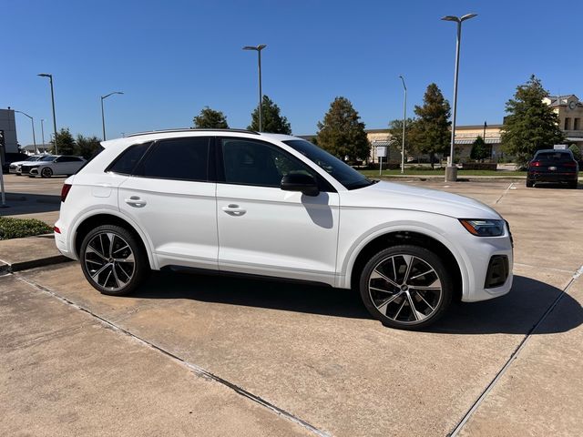 2024 Audi SQ5 Premium Plus