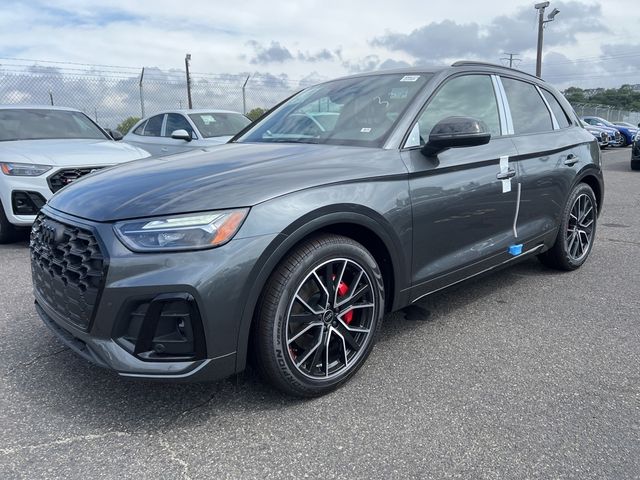 2024 Audi SQ5 Premium Plus