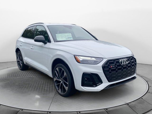 2024 Audi SQ5 Premium Plus