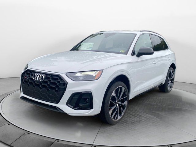 2024 Audi SQ5 Premium Plus