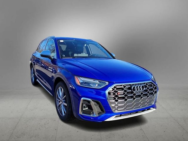 2024 Audi SQ5 Premium Plus