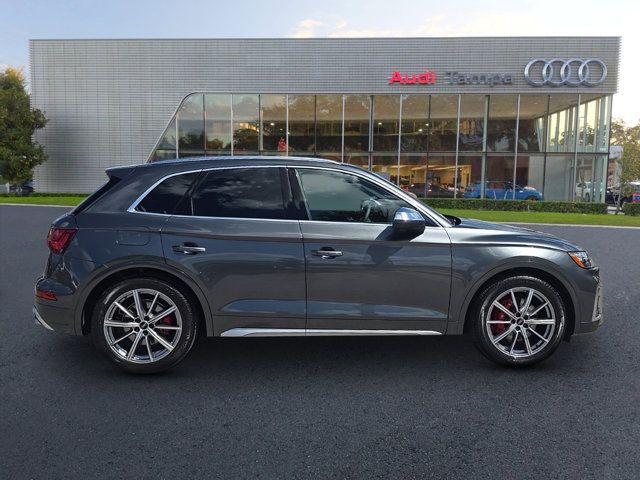 2024 Audi SQ5 Premium Plus