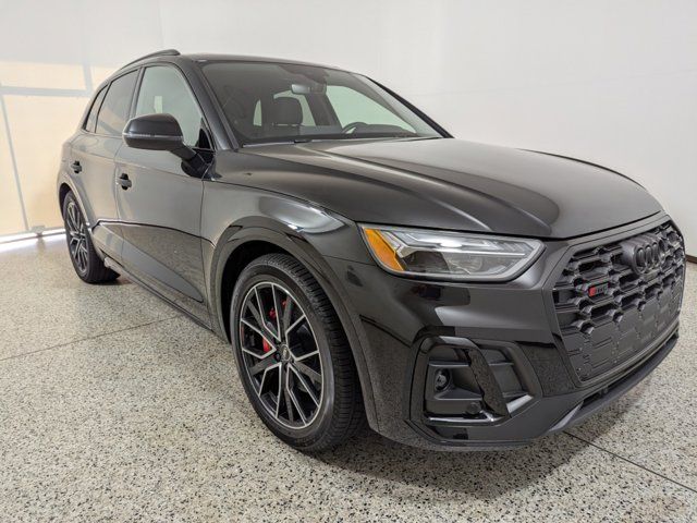 2024 Audi SQ5 Premium Plus