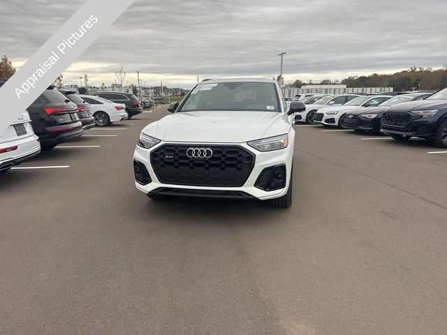 2024 Audi SQ5 Premium Plus