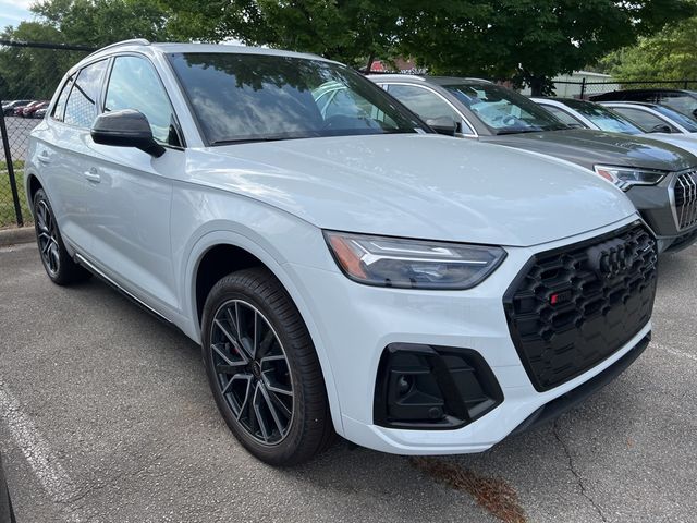 2024 Audi SQ5 Premium Plus