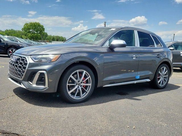 2024 Audi SQ5 Premium Plus