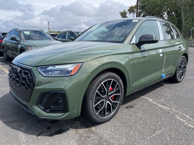 2024 Audi SQ5 Premium Plus