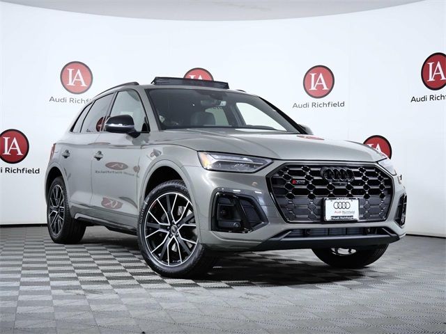 2024 Audi SQ5 Premium Plus