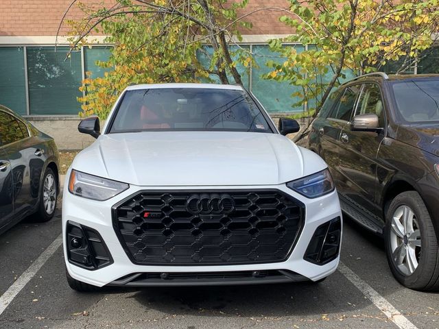 2024 Audi SQ5 Premium Plus