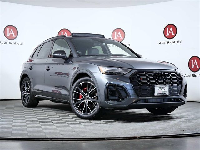 2024 Audi SQ5 Premium Plus