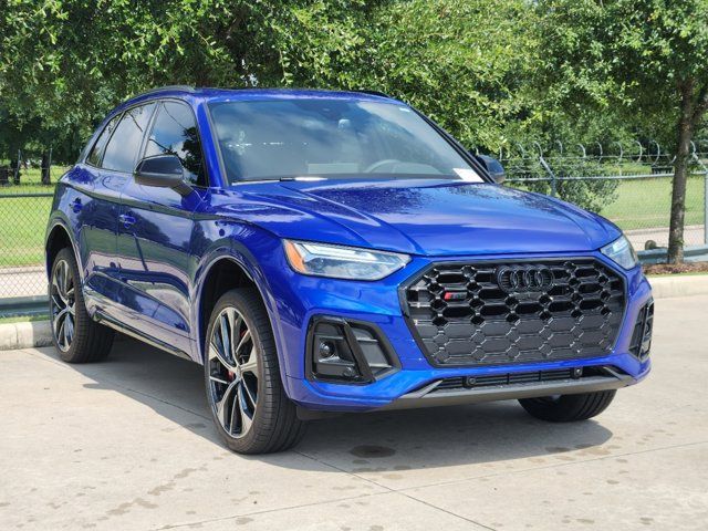 2024 Audi SQ5 Premium Plus