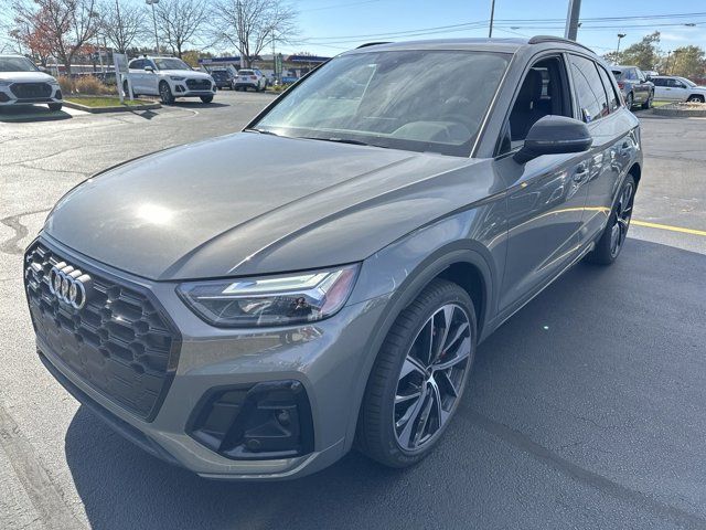 2024 Audi SQ5 Premium Plus