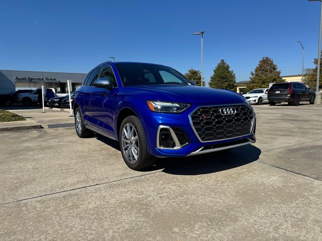 2024 Audi SQ5 Premium Plus