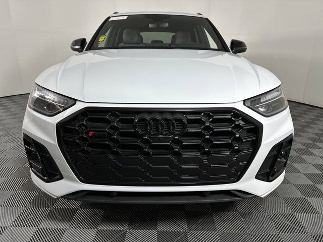 2024 Audi SQ5 Premium Plus