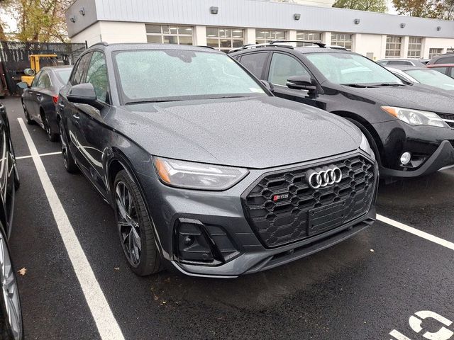 2024 Audi SQ5 Premium Plus