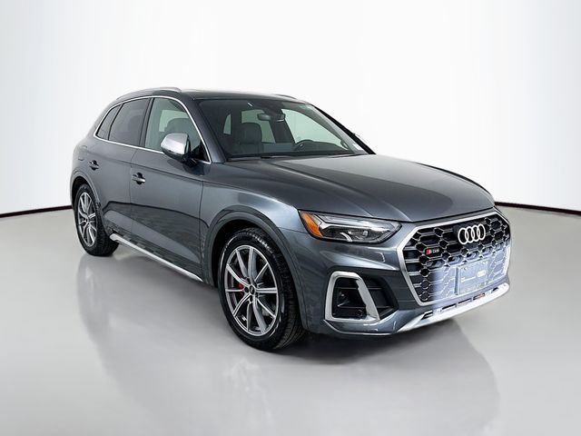 2024 Audi SQ5 Premium Plus