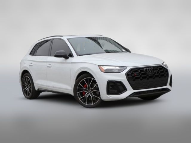 2024 Audi SQ5 Premium Plus