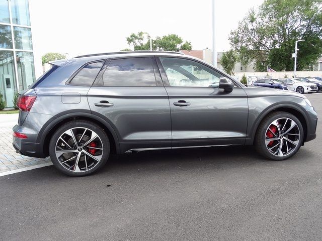 2024 Audi SQ5 Premium Plus