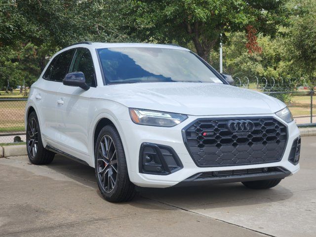 2024 Audi SQ5 Premium Plus