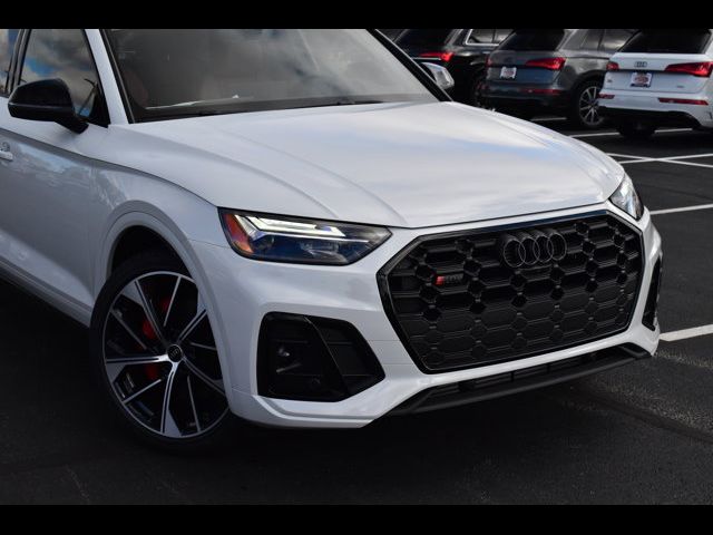 2024 Audi SQ5 Premium Plus