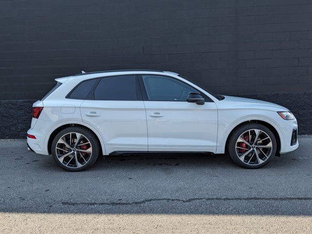 2024 Audi SQ5 Premium Plus