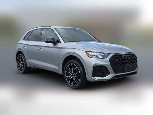 2024 Audi SQ5 Premium Plus