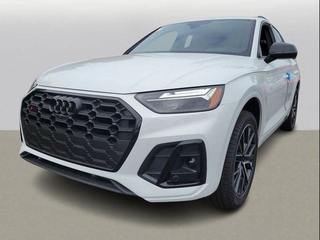 2024 Audi SQ5 Premium Plus