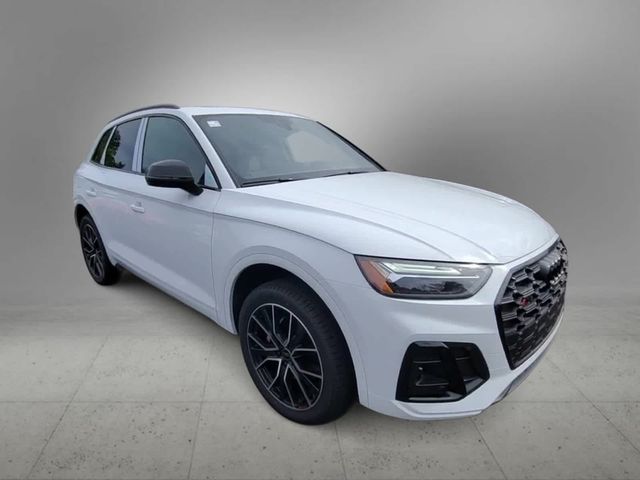 2024 Audi SQ5 Premium Plus