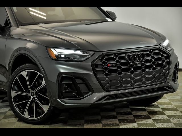 2024 Audi SQ5 Premium Plus