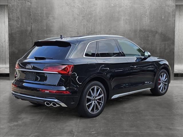 2024 Audi SQ5 Prestige