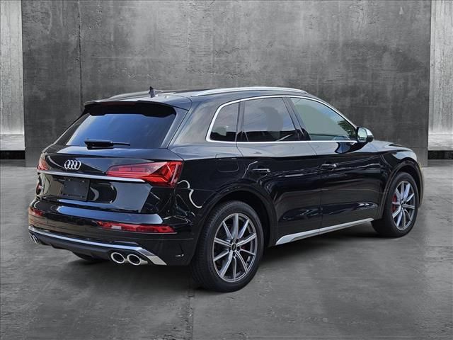 2024 Audi SQ5 Prestige