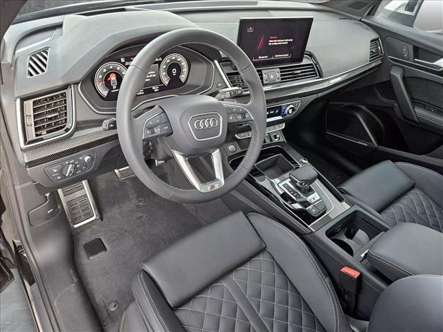 2024 Audi SQ5 Prestige