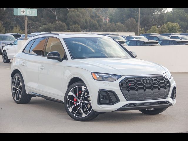 2024 Audi SQ5 Prestige