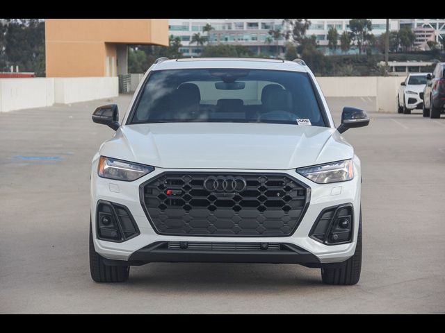 2024 Audi SQ5 Prestige