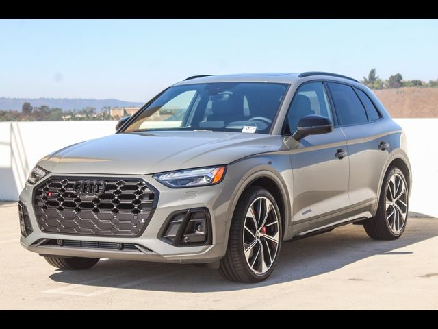 2024 Audi SQ5 Prestige