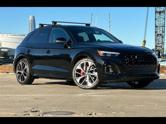 2024 Audi SQ5 Prestige