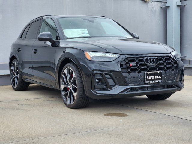 2024 Audi SQ5 Prestige