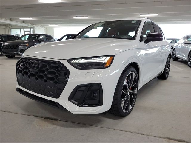 2024 Audi SQ5 Prestige