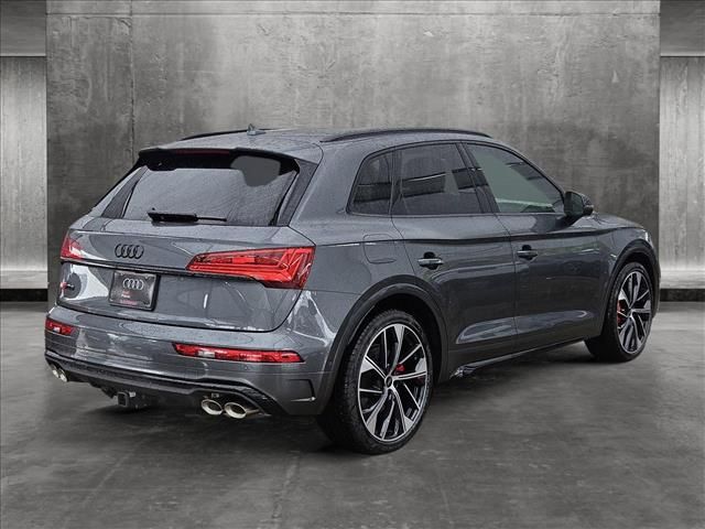 2024 Audi SQ5 Prestige