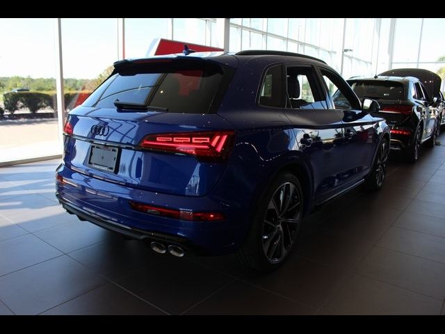 2024 Audi SQ5 Prestige