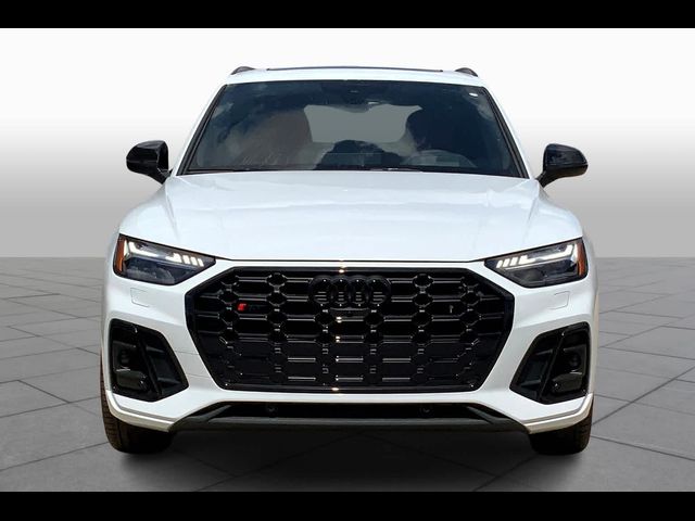 2024 Audi SQ5 Prestige