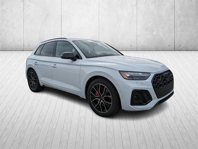 2024 Audi SQ5 Prestige