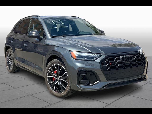 2024 Audi SQ5 Prestige