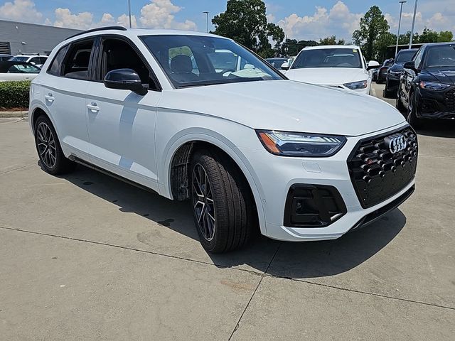 2024 Audi SQ5 Prestige