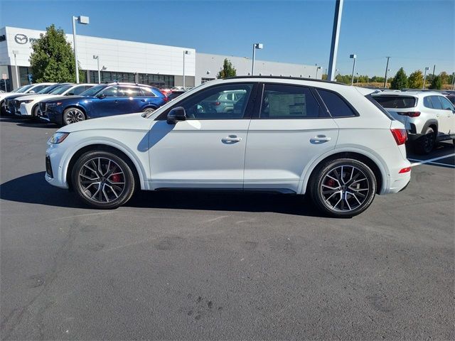 2024 Audi SQ5 Prestige