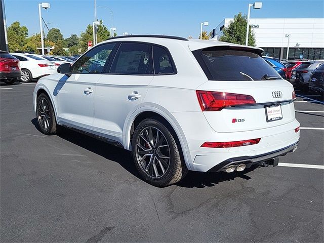 2024 Audi SQ5 Prestige