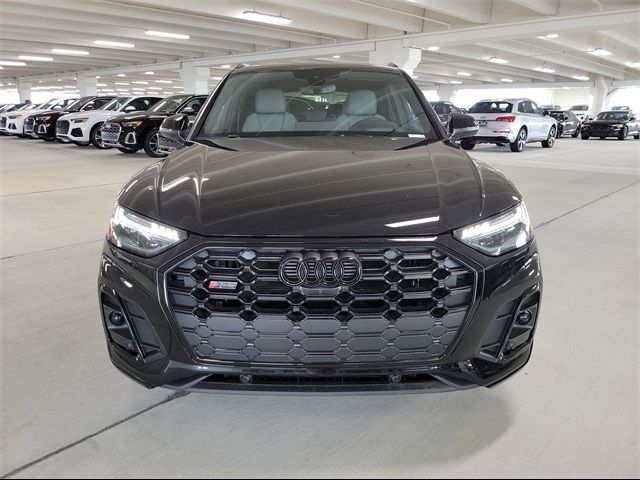 2024 Audi SQ5 Prestige